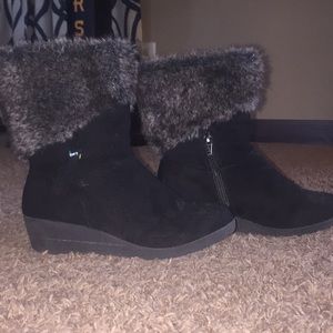 girls furry black booties